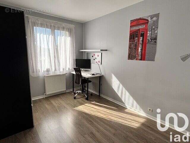 Photo 8 - Maison à BONNELLES