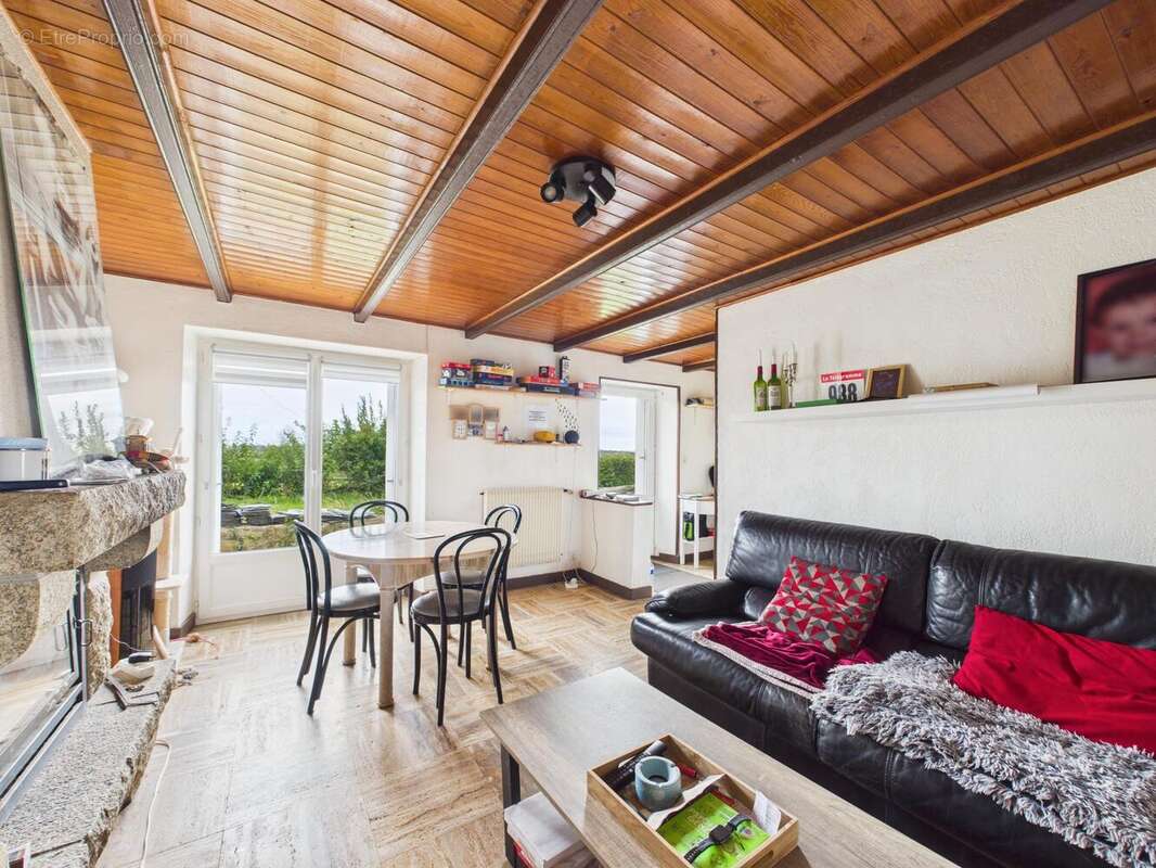 Photo 5 - Maison à PLOUGOULM