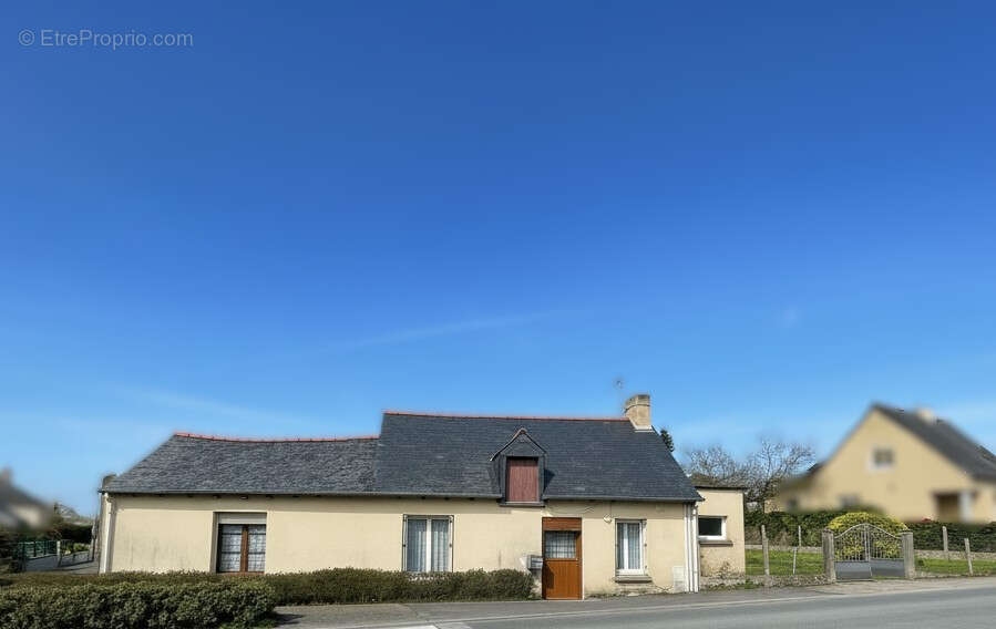 Maison à BOISGERVILLY