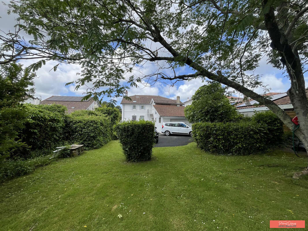 Terrain à SAINT-MARTIN-DE-SEIGNANX