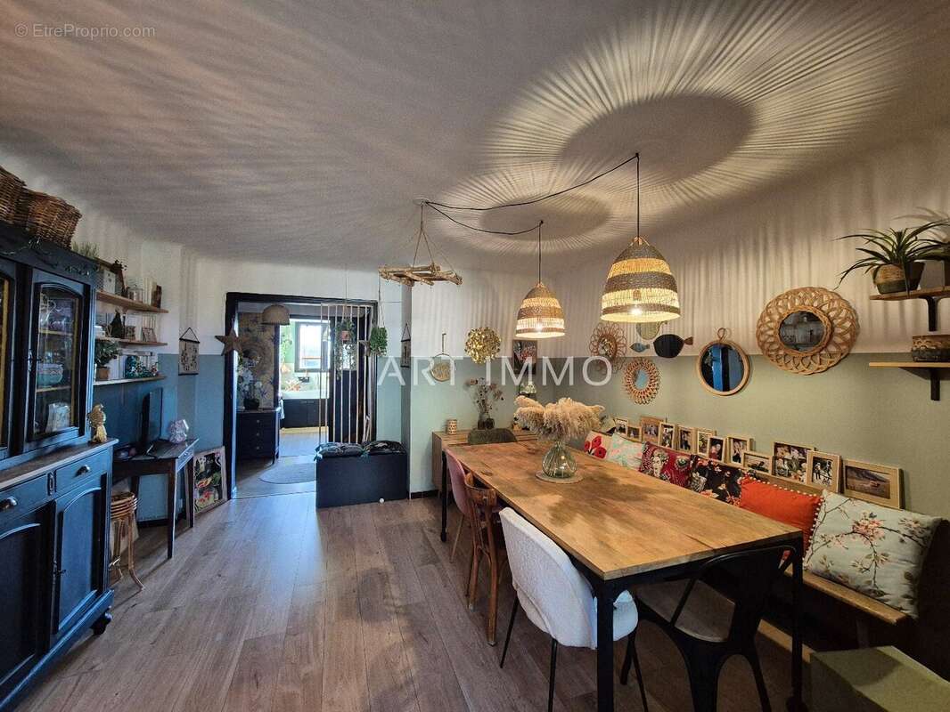 Appartement à LE PONTET