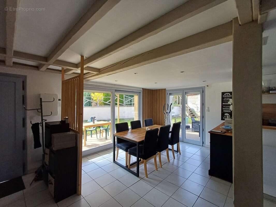 Maison à SAINT-JULIEN-DE-COPPEL