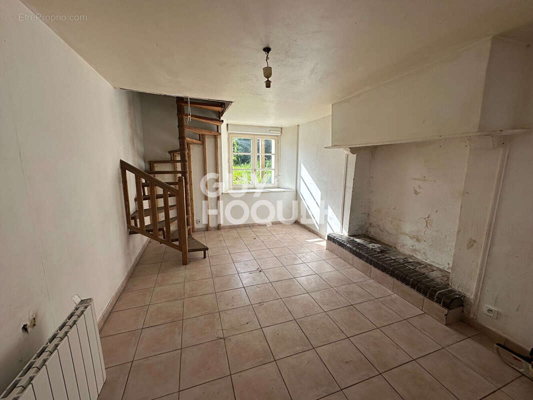 Maison à PERIERS