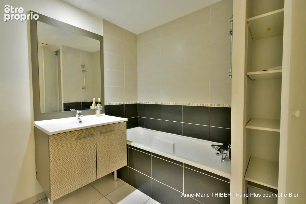 Appartement à vendre 3 pièces LYON 8EME ARRONDISSEMENT (69) avec grand garage - photo 9