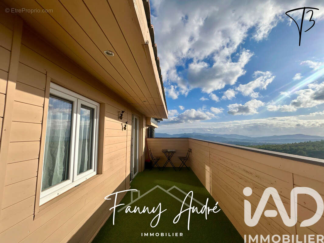 Photo 5 - Maison à LE CASTELLET