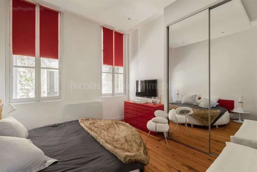 Appartement à BORDEAUX