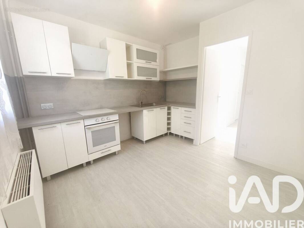 Photo 1 - Maison à LAVAL