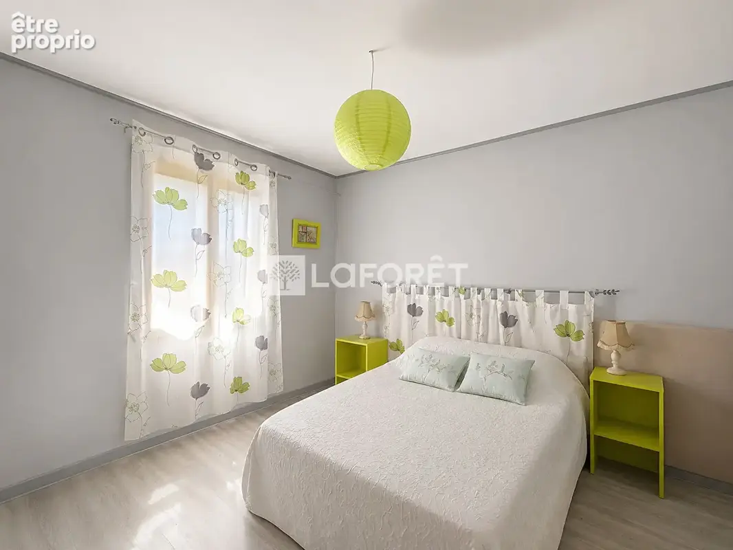 Maison Saint Martin De Laye 6 pièce(s) 150 m2 - photo 5