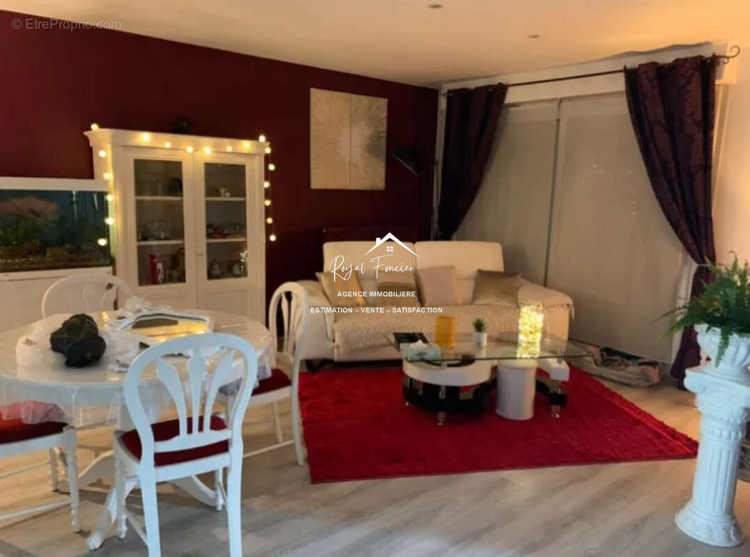 Maison à CHATELLERAULT