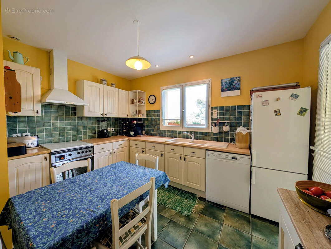 Maison à LEZIGNAN-CORBIERES