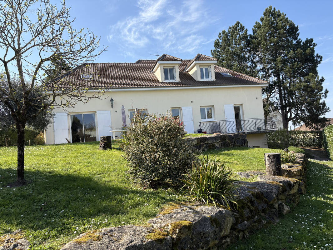 Maison à CHATELLERAULT
