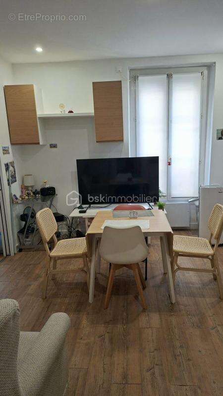 Appartement à PARIS-10E