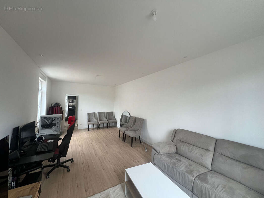 Maison à SAINT-QUENTIN