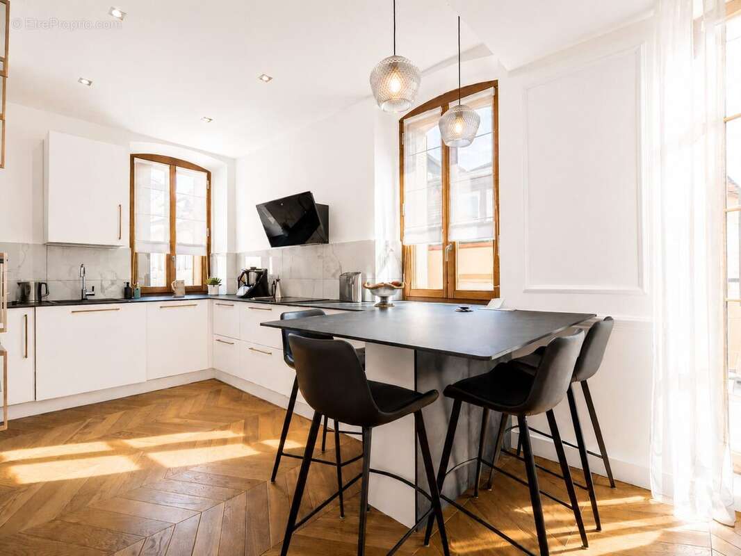 Appartement à EVIAN-LES-BAINS