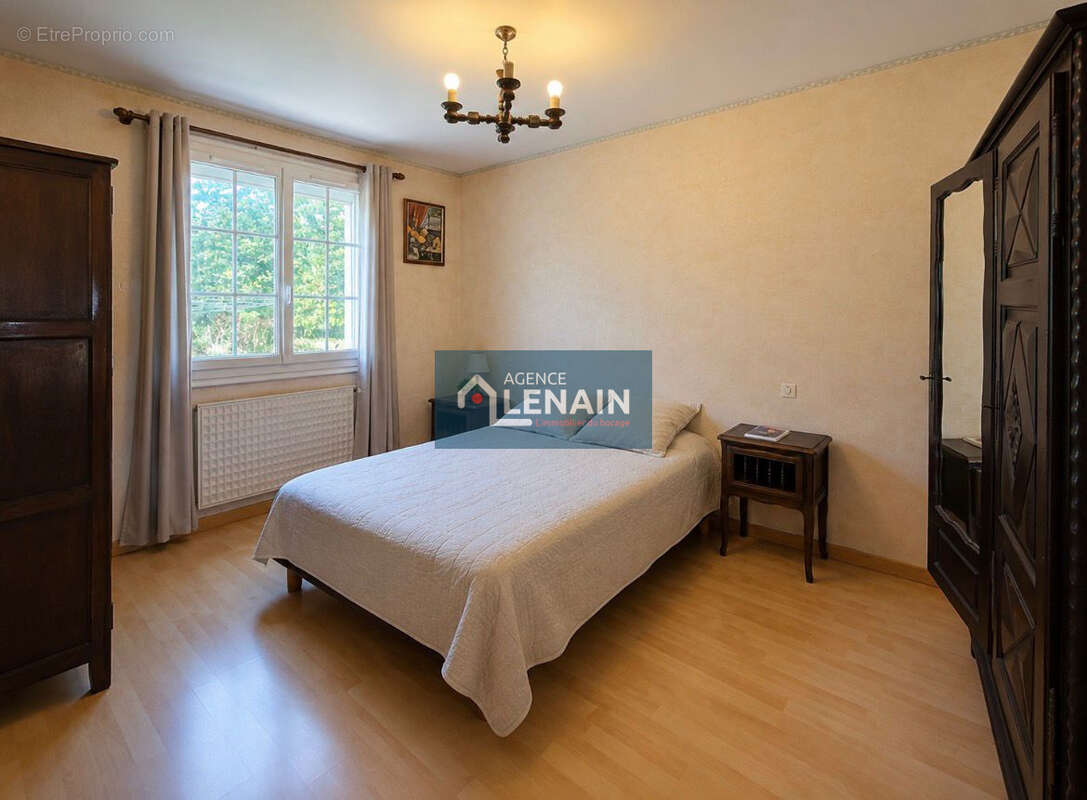 Maison de plain-pied avec dépendance à Trémentines - photo 6