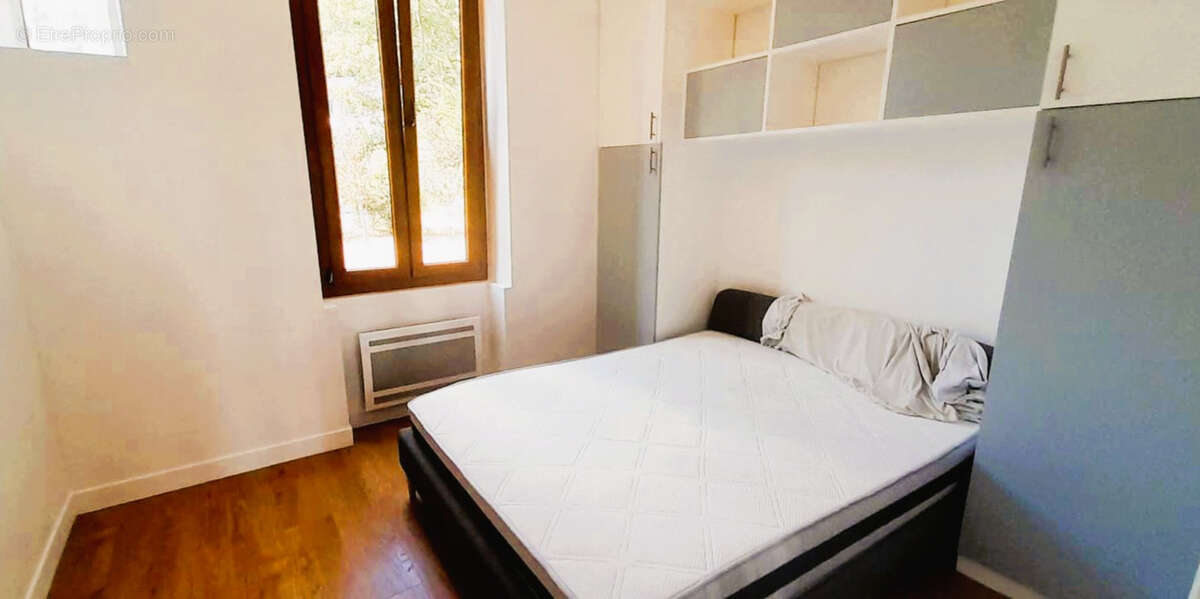 Appartement à LIMOURS