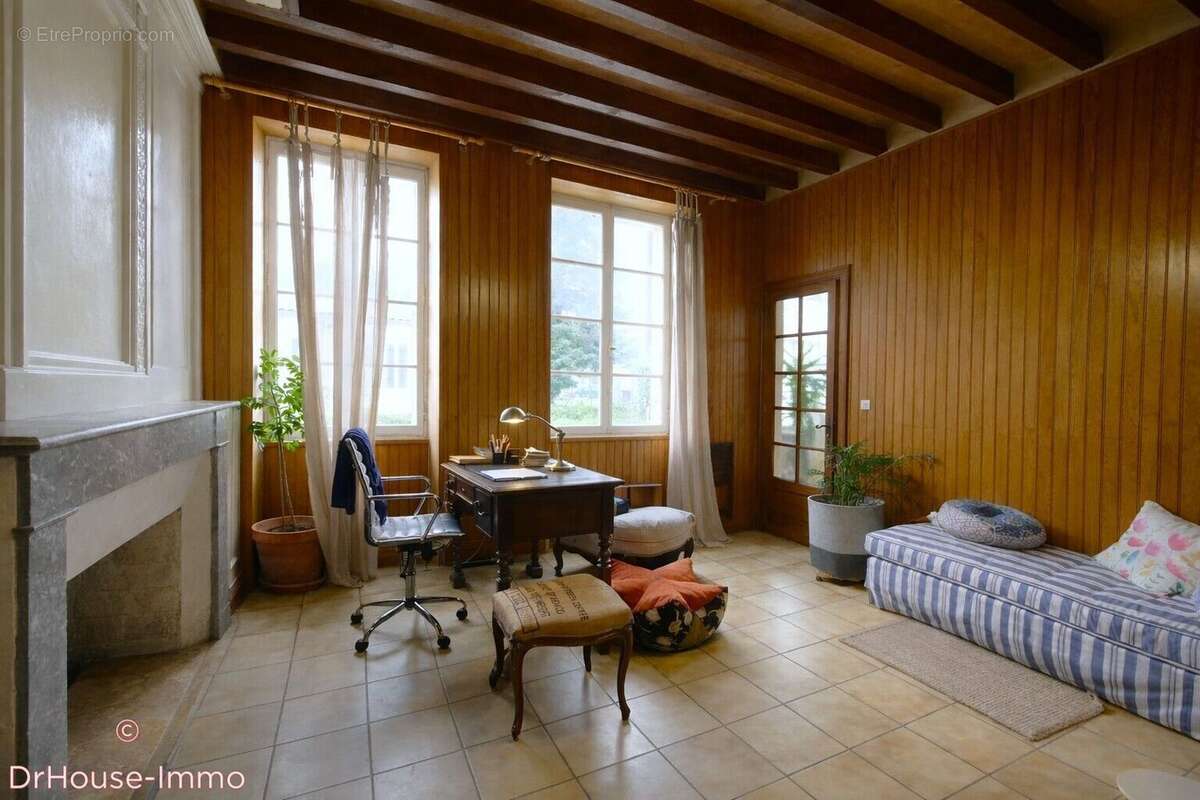 Maison à LAMARQUE