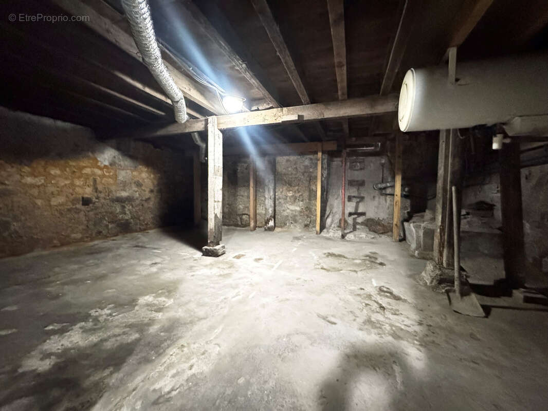 Vente caves saines / quartier Bastide - photo 4