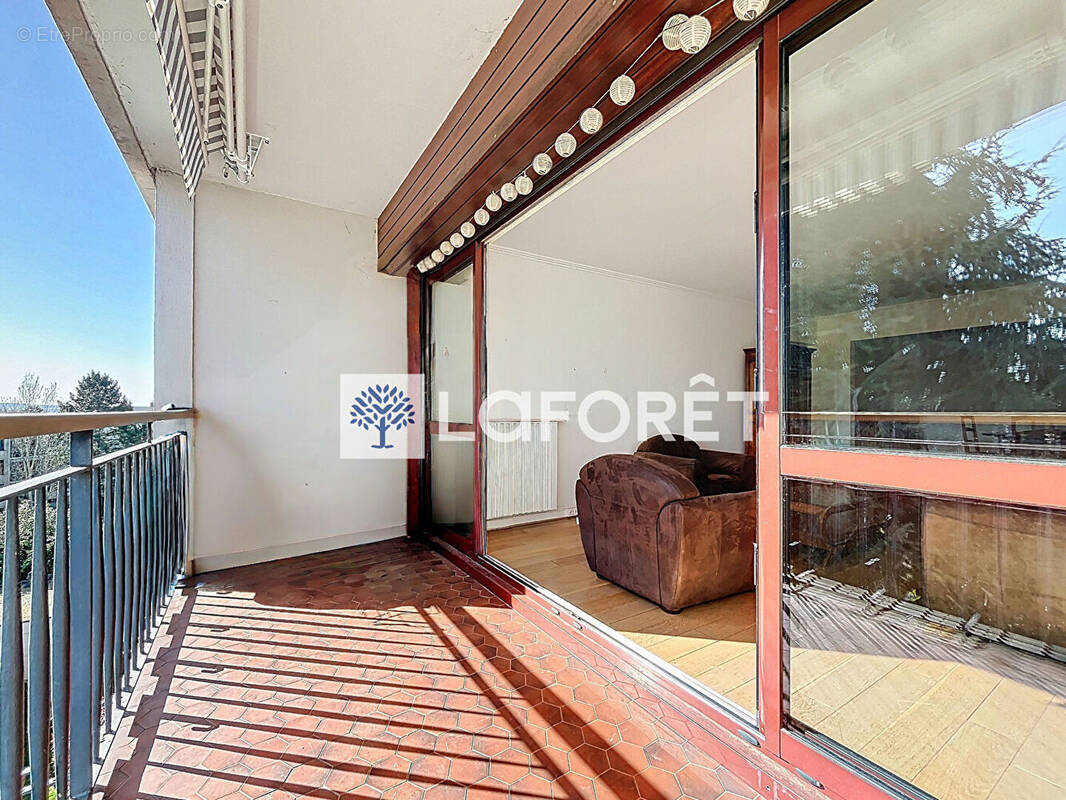 Appartement à NOISY-LE-ROI