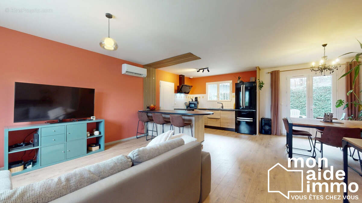 Maison à CASTELJALOUX