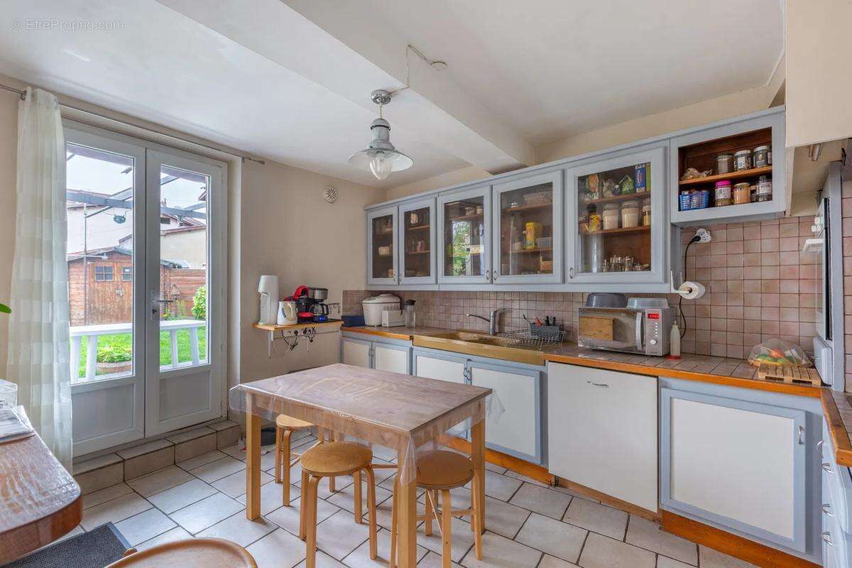 Appartement à GIVORS