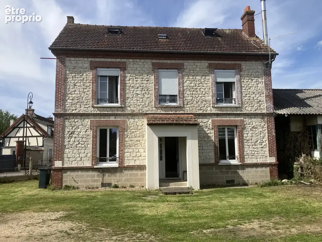 Photo Maison à Saint-Marcel au prix de 278 000€
