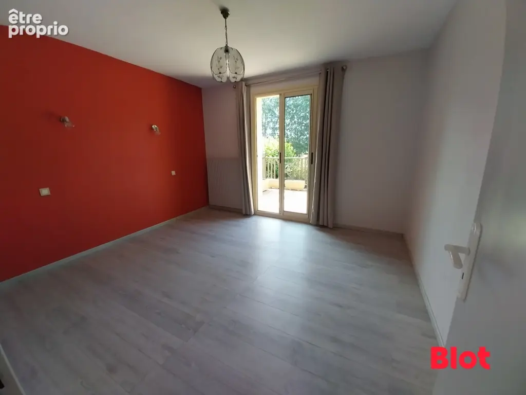 Maison 6 pièces 142 m² à vendre à Erbree (35500) - photo 4