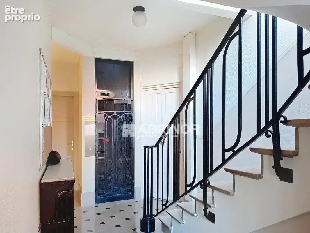 Appartement t3 style haussmanien au coeur de tourcoing - photo 8