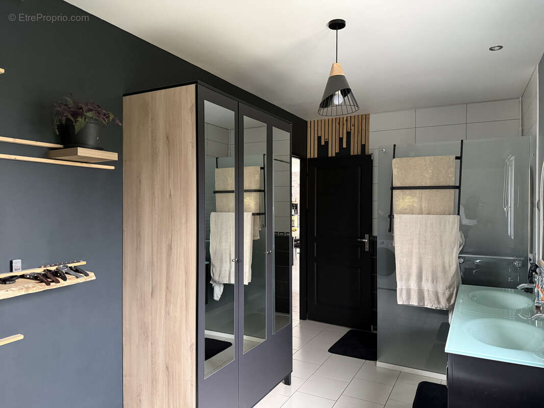 Maison à VILLE-SUR-ILLON