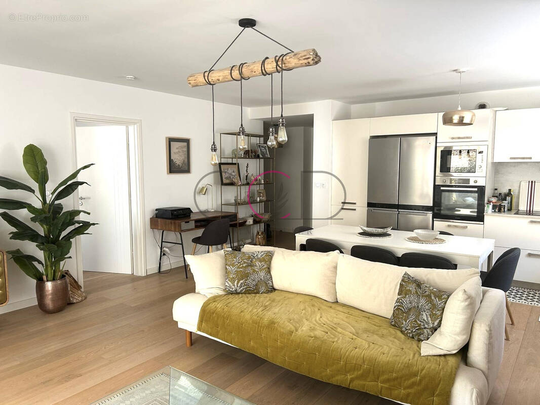 Appartement à CABRIES