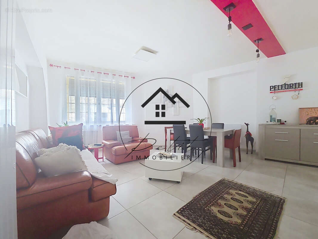 Appartement avec cour privative, parking et cave - photo 5