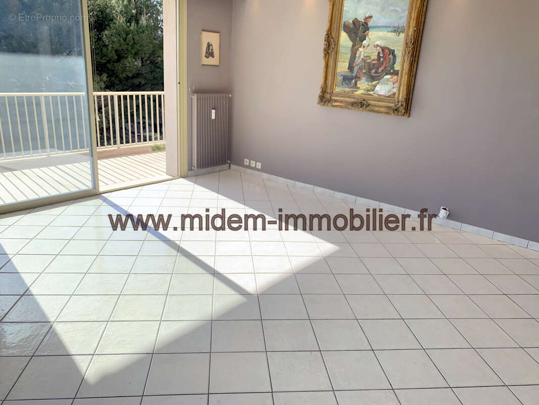 Corniche Fleurie - Dufy, 3 pièces 82 m2 + terrasse 41 m2 large vue mer, cave, possibilité garage à 405000 euro - photo 4