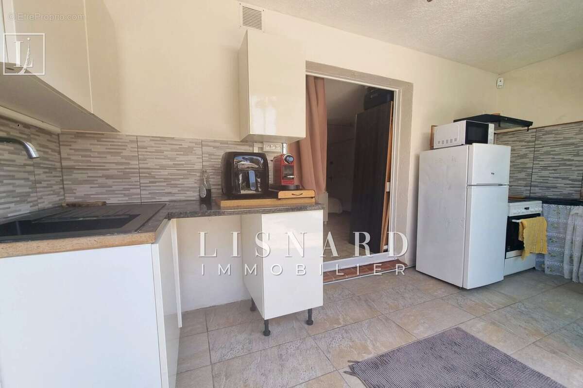 Appartement 28 m² à Vallauris  - photo 4