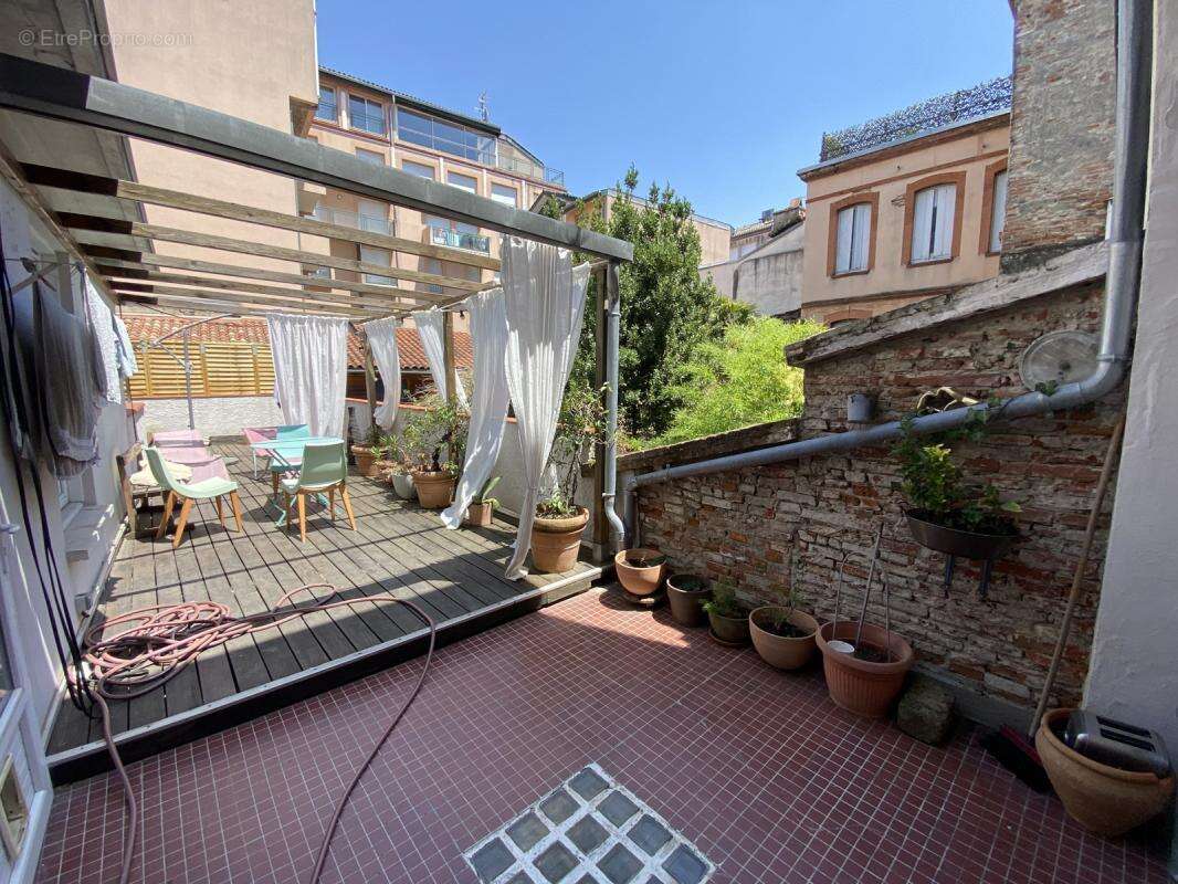 Appartement Maison T5 avec Terrasse Quartier des Chalets - photo 5