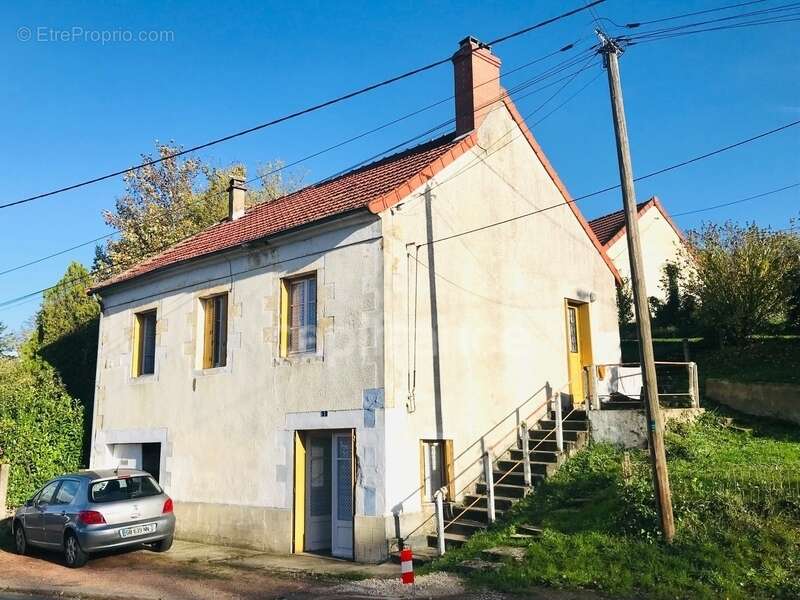 Maison à JOUET-SUR-L&#039;AUBOIS