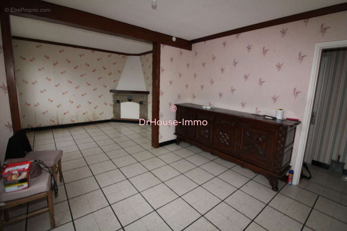 Maison à BRUAY-LA-BUISSIERE