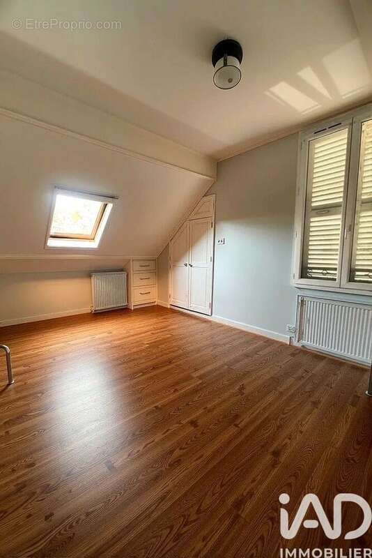 Photo 7 - Maison à NANTERRE