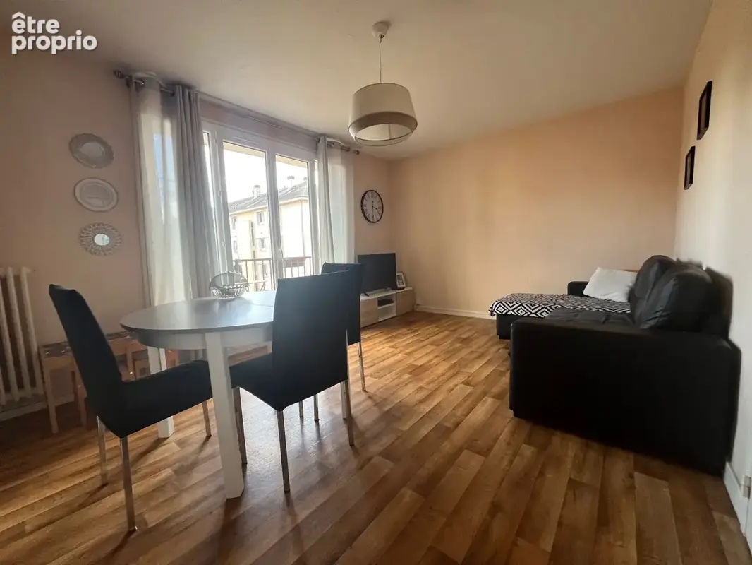 Appartement 4 pièces 72 m² à vendre à Saumur (49400) - photo 5