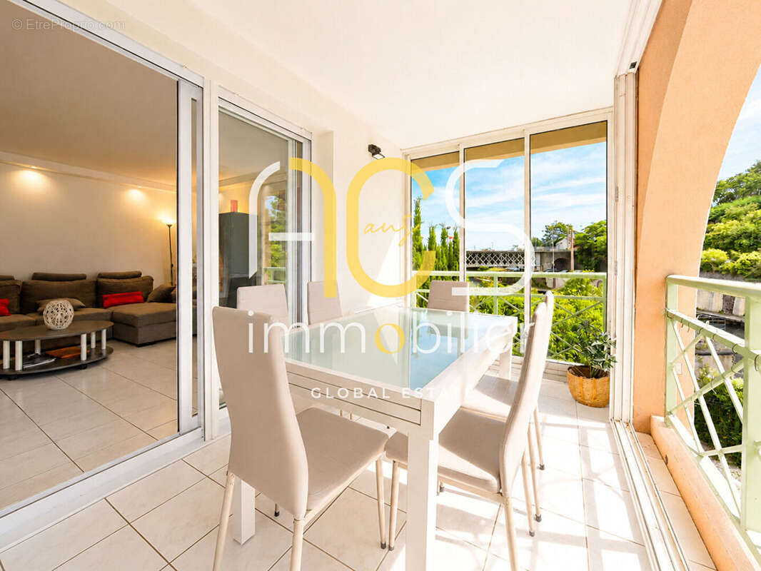 Agay -150 m plages -T3 avec loggia 10 m² - parking privatif - vue sur le fleuve - photo 7