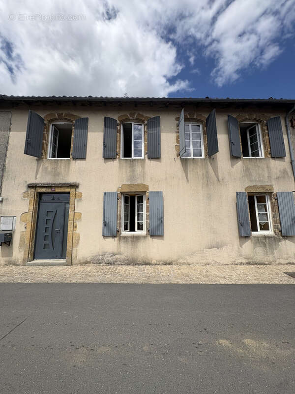 Maison à BRILLAC