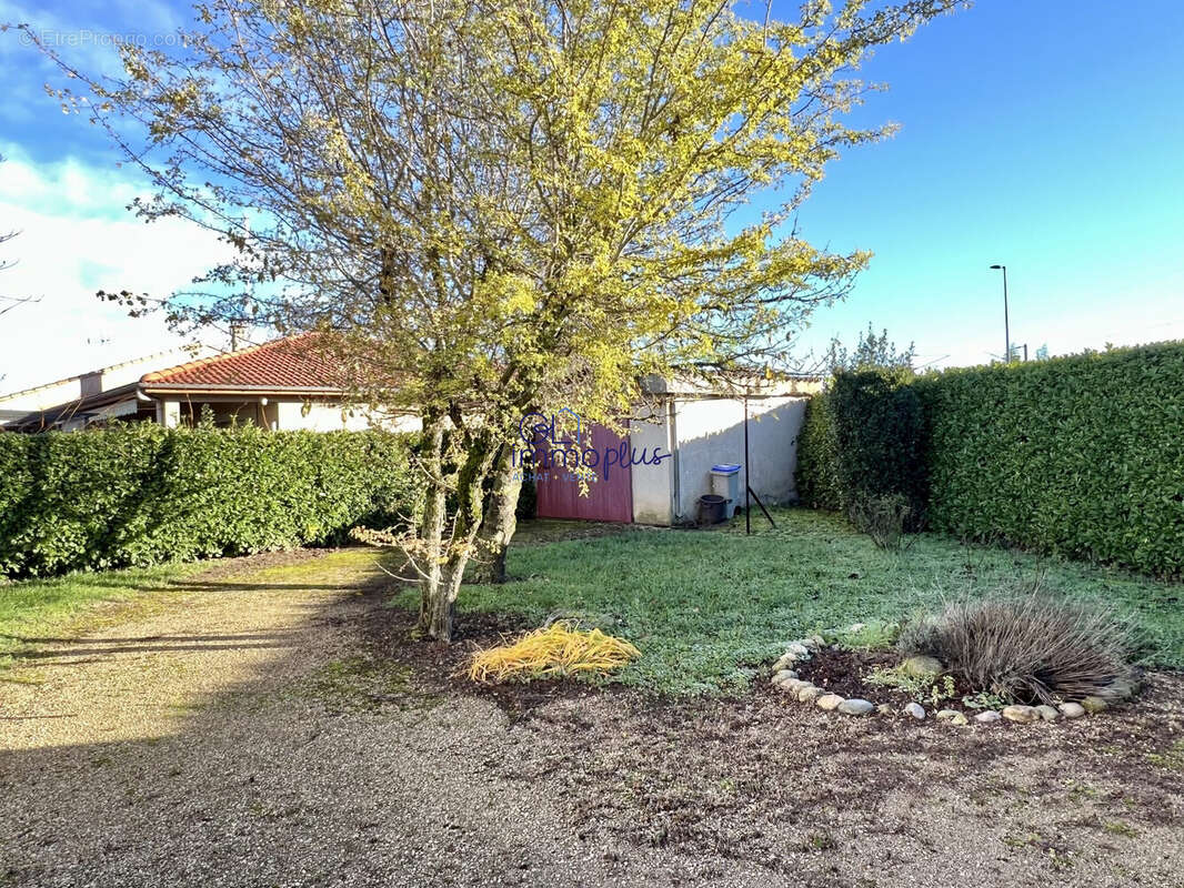 Maison à ROMANS-SUR-ISERE