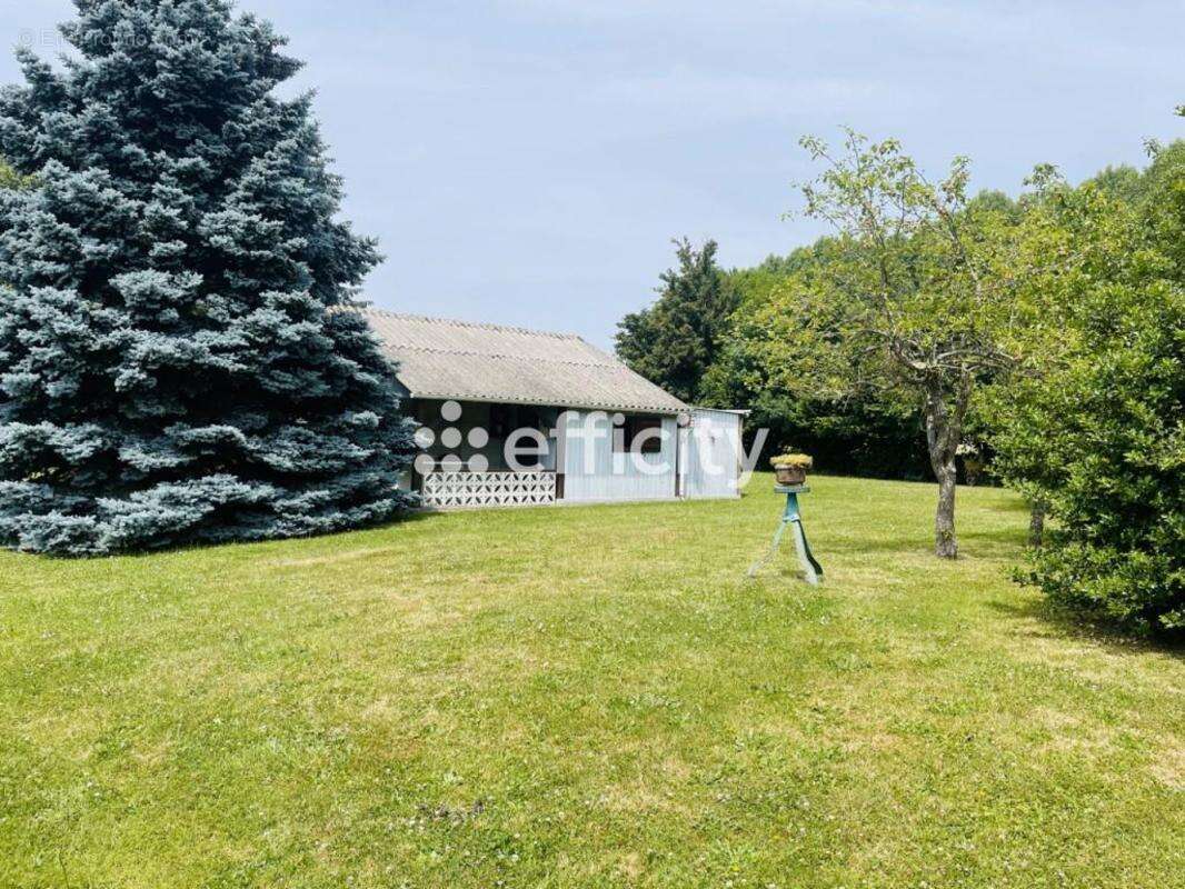 Terrain à SAINT-MAIXENT