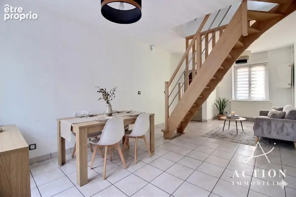 Maison à CROIX