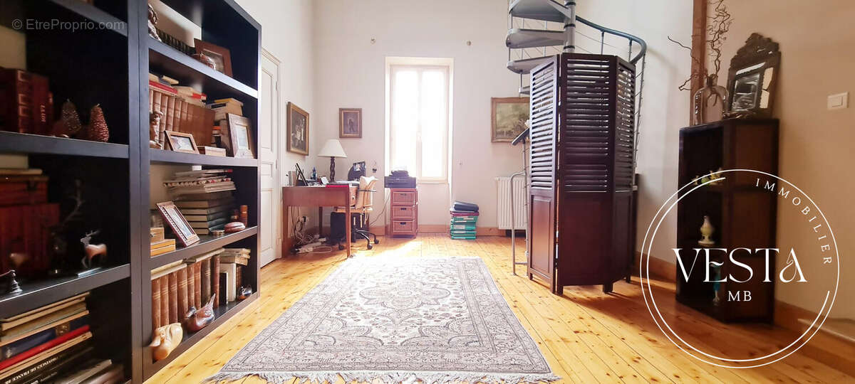 Maison à FLEUREY-SUR-OUCHE