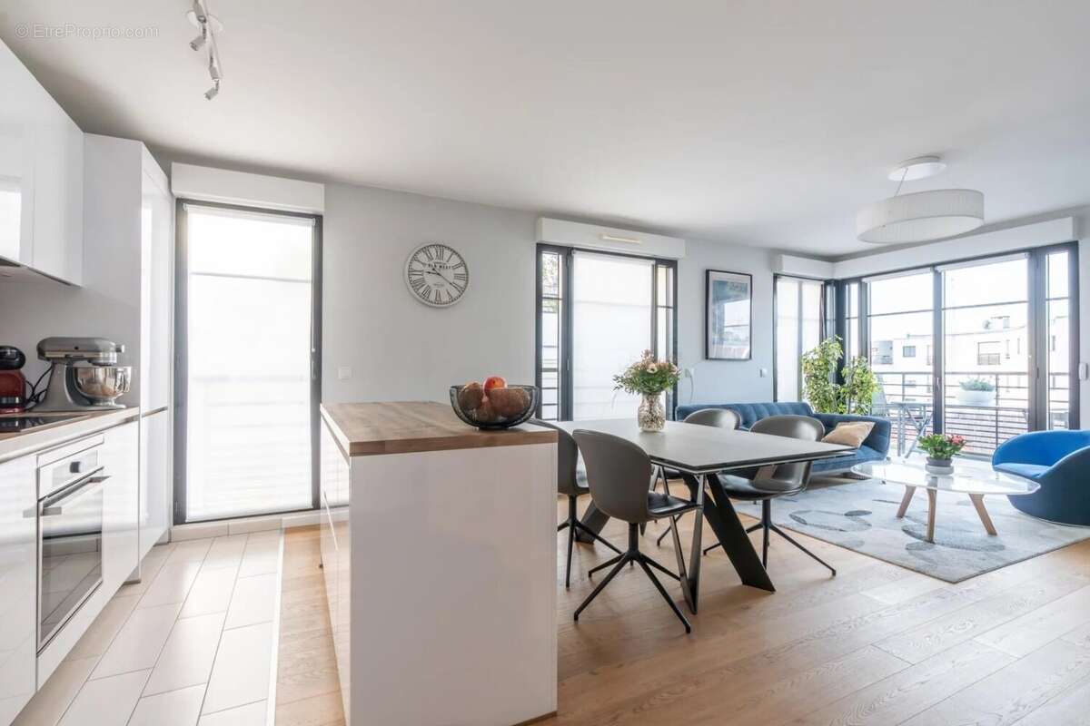 Appartement à NOGENT-SUR-MARNE