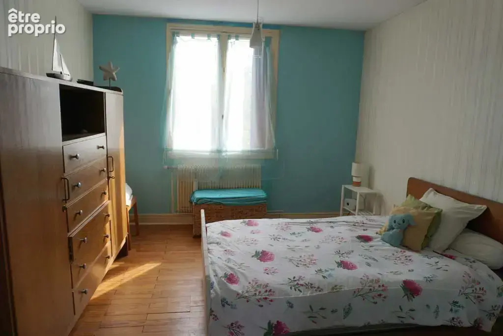 Maison sur sous-sol avec dépendances et jardin - photo 11