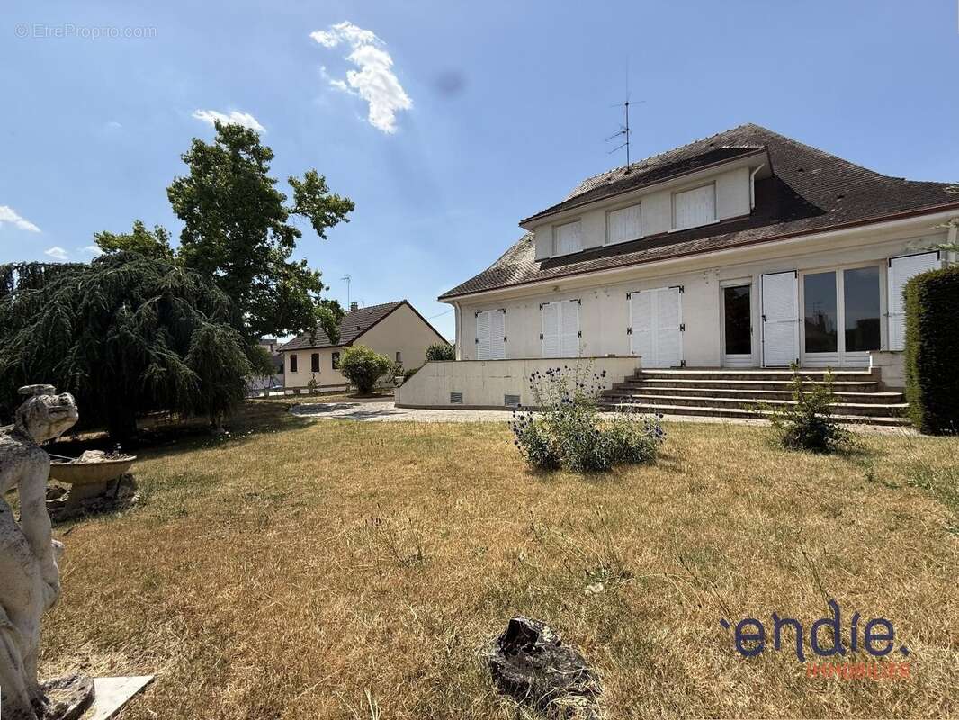 Maison d'architecte 273m3 Dompierre sure besbre - photo 15