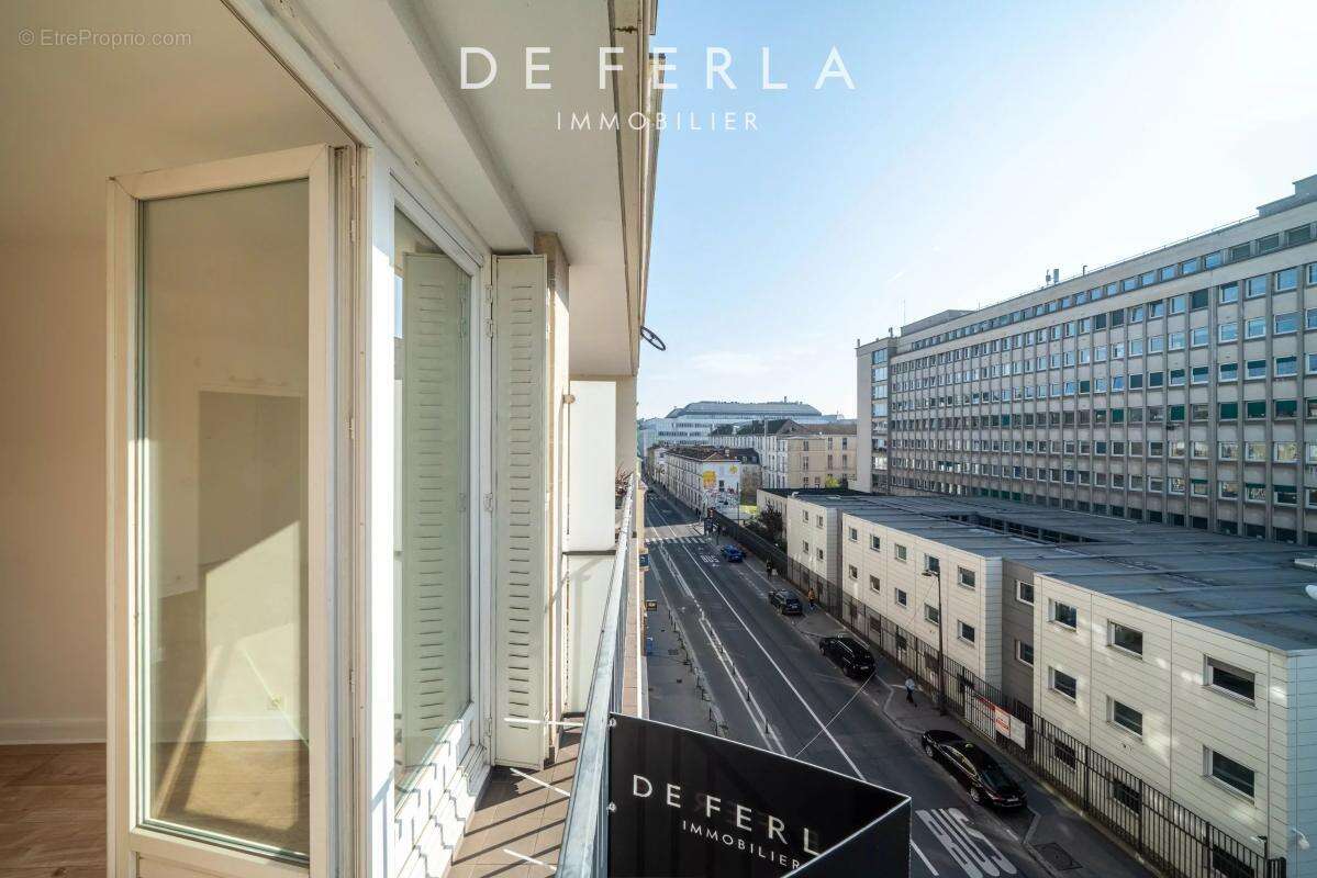 Appartement à PARIS-15E