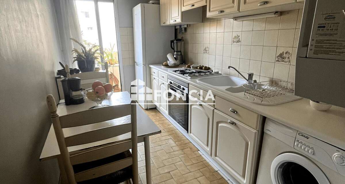 Appartement à LE CANNET