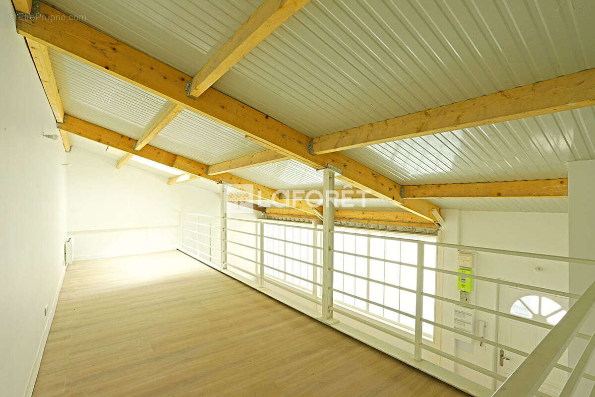 Commerce à MONTROUGE